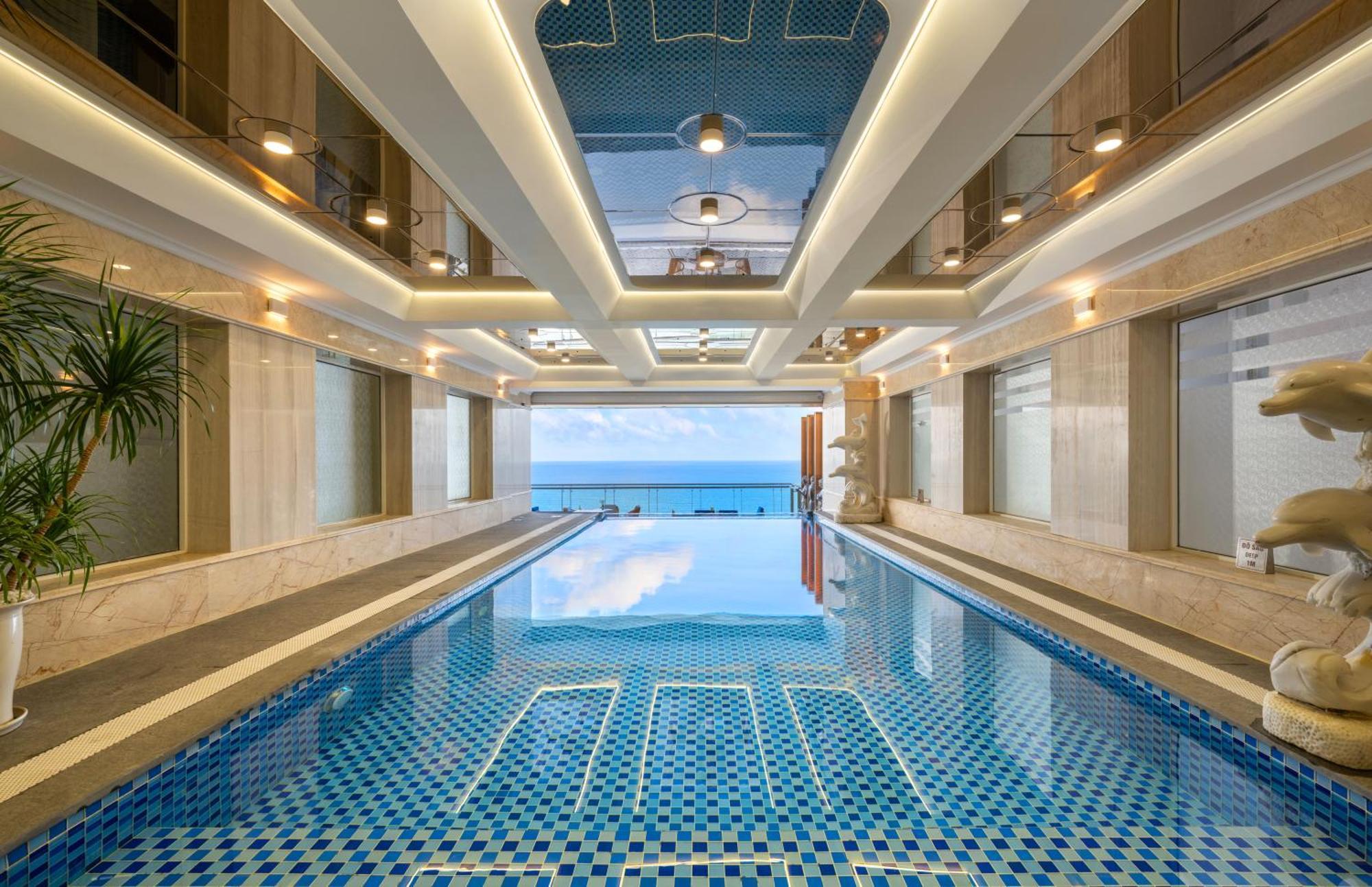 Bluesun Danang Beach Hotel Exterior foto